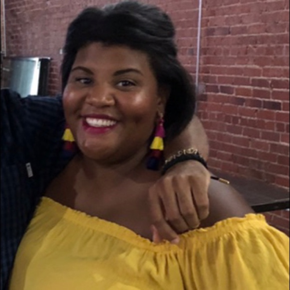 Meet your Posher, Kayla